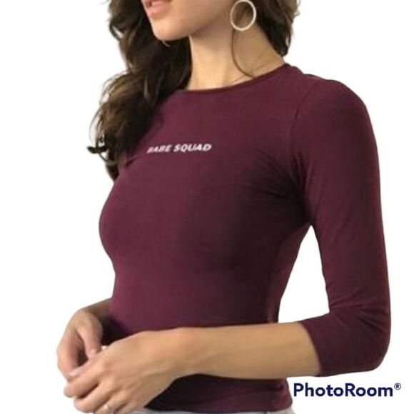 Divided H&M Burgundy Red Babe Squad Graphic 3/4 Sleeve Cropped Tee Women's Small - Picture 11 of 11
